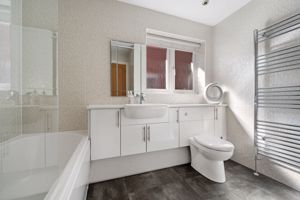 Family Bathroom- click for photo gallery